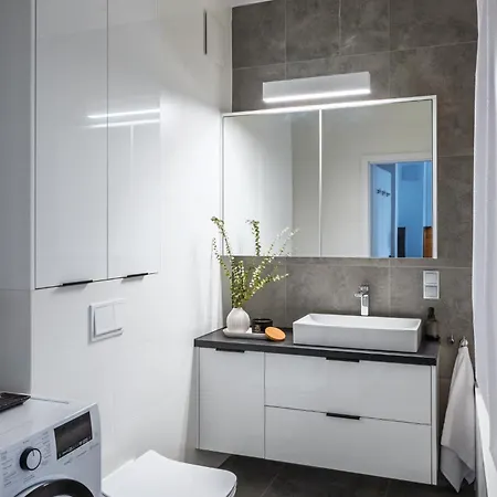 Lew Invest, Stare Miasto, Bezplatny Parking *