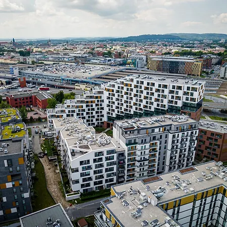 Lew Invest, Stare Miasto, Bezplatny Parking